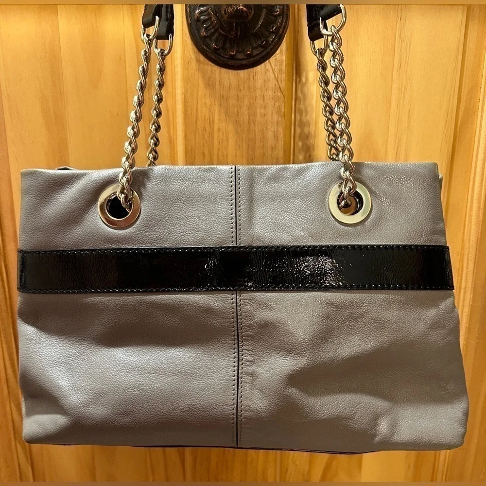 Kate Spade Beaumont Bridge Elena Gray & Black Leather Medium Size Shoulder Bag - Picture 2 of 16